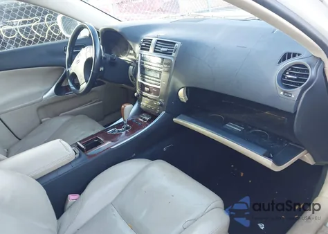 2008 Lexus Is 250 z USA, uszkodzony, nr VIN JTHCK262482021511